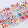 Autres 45 types de kits de perles en boîte Argile polymère Acrylique Lettre Perles de rocaille Kit de fabrication de bijoux Ensemble Cordon élastique pour filles Enfants Bracelet à bricoler soi-même 231207