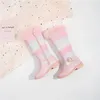 Stivali 2023 Autunno Inverno Ragazze Arcobaleno Principessa Moda Bambini Rosa Al ginocchio Scarpe in pelliccia di peluche 231207