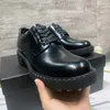 Avrupa İstasyonu Yüksek sabit versiyon Erkekler All-Tie Derby Ayakkabı Düşük Top Döküm Retro Büyük Kafa Deri Ayakkabıları Yüksek Düğün Ayakkabıları