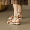 Sandalen Casual Designer Dames 2023 Voor dagelijks gebruik Modieuze lederen schoenen Platte comfortabele sandaal