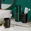 Set di accessori per il bagno 1-4 pezzi Set di accessori per il bagno in plastica Scopino per WC Portasapone Dispenser per dentifricio Coperchio oscillante Cestino Lavabile per