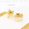 Boucles d'oreilles Stud Europe America Designer Luxury Femme Lady Micro Inralissée Full Zircon Green Leopard Gold Color Clip d'oreille