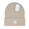 Designer beanie luxo gorro malhas chapéu temperamento versátil gorro chapéu de malha quente carta design chapéu saco de pó 20 estilo M-16