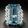 Cluster Rings Border E-Commerce Selling Luxury Topaz Engagement European och American Sapphire Hand smycken grossist