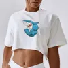 Lu Lu Lemon Justera alla din beskurna gymkläderhaj Anime Kort ärmkvinnor T-shirt Mjukt tyg Löst passform med Running Fitness Crop Top