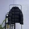 Designer Canadian Down Overcoat Jacket Mens Ytterkläder Streetwear Winter Puffer förtjockande varma gooses Coat Leisure Womens kläder