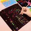 Magic Color Rainbow Scratch Art Paper Card Set met Graffiti-stencil voor tekenstok DIY Draw Painting Toy Kids Gift