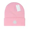 Designer beanie luxo gorro malhas chapéu temperamento versátil gorro chapéu de malha quente carta design chapéu saco de pó 20 estilo M-16