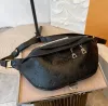 2024 Kadın Hobos Omuz Bel Çantaları Ayna Kalitesi Lüksler Çanta Tasarımcıları Serseri Çanta Crossbody Deri Çiçek Bag Erkek Kahverengi Cüzdan W