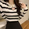 Damenpullover Love Hollow Out Knit Slim O Neck Pullover Pullover Frauen Streifen Dünne Langarm Top Koreanische Stil Kleidung Herbst