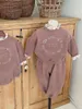 Set di abbigliamento Autunno Inverno Abiti Ragazza Baby Plus Velluto Felpa spessa Set Ragazzo Bambini Pile Cotone Lettera Stampa Top Pantaloni solidi 2 pezzi 231207