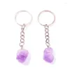 Keychains 50st Natural Amethyst Crystal Druse Keychain Oregelbunden rå stenklusterhänge Key Rings Bauble Ring Bag Acc smycken