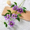 Flores decorativas buquê de flores artificiais realista 5 cabeças clematis simulação falsa de fácil cuidado para casamento decoração de casa paisagismo