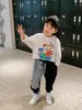 Pantaloni da ragazzo stile coreano pantaloni casual moda stile Big Boy Baby autunno abbigliamento per bambini 231207