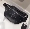 Diseñador de lujo Bolsas de cintura de nylon Tote con cremallera Bolso de cinturón MC para mujer Bolsos con cuerpo cruzado Paquetes de cintura Viajes para hombre Carteras de hombro de cuero genuino bumbag clutch bolsas en el pecho