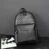 Hombres 2024Coa ch Mochilas Diseñador Bolsa al aire libre Mochila de moda Calle Cuero Hombres de moda Hombres Mochila Rejilla Gran capacidad Universidad Bolsa de computadora para hombre BAC CTF1