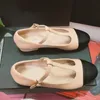 Nya kvinnors berömda varumärkesklänskor Luxury Designer Classic Double Letter T-Band Mary Jane Shoes Flat Bottom Anti Slides Ladies Elegant Ballet Flats Desig Shoe