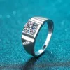 2CTシンプルなデザインジュエリーモイサナイトダイヤモンドメンズリングシルバースターリング925プラチナメッキ女性結婚指輪
