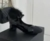 Topkwaliteit nieuwste sexy schoenen merk designer schoenen voor vrouwen nertsen echte lederen bontpompen Hoge hakken Mary Janes herfst designer schoenen buckle riem