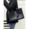 Designer Women Bag Cabas 16 Smooth Cow Leather Handbag mångsidig och minimalistisk stil för alla säsonger Fashion Designer Ladies Pending Leisure Borsa Di Design