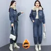 Dames tweedelige broek Europese denim jaspak Dames pluche verdikt 2023 Winterkleding Casual mode Warmte tweedelige set