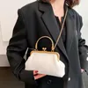 Avondtassen Keten Dames Messenger Bag Mode Onderarm Eenvoudig Elegant PU-leer Casual Prachtige zachte metalen gesp voor bruiloftsbanket