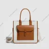 Japanese och Korea Style Men Leather Tote Bag Capacity Business Axel Handväska manlig bärbar dator portfölj skolväska trendig