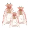 Cadeau cadeau 50pcs / lot organza impression cordon de poche bonbons bijoux emballage pochettes sacs pour anniversaire fête de mariage faveurs de Noël