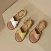 Sandalen Casual Designer Dames 2023 Voor dagelijks gebruik Modieuze lederen schoenen Platte comfortabele sandaal