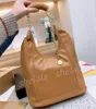 Kobieta ściskanie torby na ramię designerka torebka średnia torba na torbę luksusowe torebki damskie lady zakupowe skórzane 4 kolory 5a
