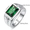 Bagues de cluster 925 Sterling Silver Hommes Haute Qualité Émeraude Blanc Zircon Cubique Bague De Mariage Carré Vert Zircon