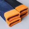 Jeans da uomo in pile dritto da uomo inverno caldo pantaloni in denim tinta unita uomo marchio di abbigliamento moda casual largo classico