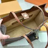 Borsa tote di design classico in rilievo retrò da donna di lusso Famoso marchio francese Fashion Thread Splice Borsa per la spesa di grande capacità 10A Borsa a tracolla per mamma in vera pelle