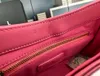 Sacs de créateurs Sac Hobo 5A Sac à main à bandoulière Chaîne en cuir Double lettre Boucle de couleur unie Bande carrée Lady Sling Crossover Messenger Sac rose chaud Livraison gratuite AA8