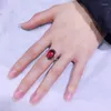 Bagues de cluster S925 Bague en argent sterling Femme Thai Vintage Old Classic Oval Garnet Lucky