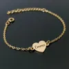 Pulseras con dijes, pulsera personalizada con nombre de miembros de la familia, joyería de aniversario, pulsera con dije con placa de identificación con grabado de corazón bonito de acero inoxidable 231207