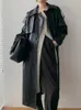 女性のトレンチコート女性のためのファッションロングコートレトロ秋の薄いPUレザージャケットルーズソリッドブラック