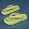 Slippers Flat-heeled Flip-flops Beach Sandals And Women's Summer Fashion Wearing Thick Soles Feet Are Comfortable