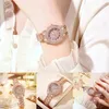 腕時計ダイヤモンドが散りばめられたローマパターン女性の時計ブレスレットファッションストレッチバンド