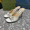 Women's Classic Round Head Sandals Designer Black and White High Heels Sexy Cow Patent Leather Retro Herringbone Slippers 35-42 med låda