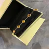 Designer Bracelets 2023 Van Clover Bracelet 18k Gold Love Bangle Pendant Sparkling Crystal Diamond Party Jewelryzzl6 Mrbiu