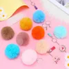 Porte-clés 50 pièces Set Pom Porte-clés Fluffy Fausse Fourrure Pompons Avec Anneau Fendu Et Porte-clés Pour Accessoires De Charme De SacKeychains Keycha249P