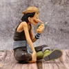 Actie speelgoedcijfers Anime Usopp geuren bloemen Zittende houding Actie Figuur Model Dolls Collectie KINDEREN Geschenk Descijktop Decoratie 231207