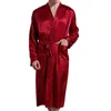 Männer Nachtwäsche Männer Satin Seide Bademantel Einfarbig Langarm V-ausschnitt Nachthemd Robe Mann Pyjama Kimono Casual