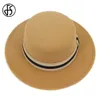 Breda randen hattar hink fs män kvinnor ull filt fedora bowler hatt med bandband elegant platt topp party jazz cap svart röd armé grön 231208