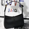 10a qualità ascellare Cleo Totes uomo vera pelle Mini borsa hobo borsa rosa Borse a tracolla firmate V-hearts per donna Borse a tracolla pochette con pochette a tracolla