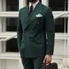 Abiti da uomo Elegante Verde Doppio Petto con risvolto a lancia Piatto Lunghezza regolare Formale Business Abbigliamento maschile Costume 2 pezzi Giacca Pantaloni Su misura