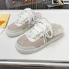 Sneaker da donna Lous con apertura sul retro Designer Formazione morale Mezza pantofola Classica Pantofole da donna in pelle di vitello scamosciata con impresso Scarpe casual di lusso Taglia 35-41