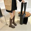 Bottes hautes d'hiver pour femmes, chaussures courtes et longues en peluche pour dames, chaussures élégantes à talons bas, bateaux modernes pour femmes