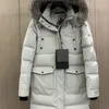 Designer Men's Down Jacket Women's Parkers vinter huva tjocka varma rockar kvinnliga långa jackor mode broderier toppar outwear mooses knuckley multipel färg